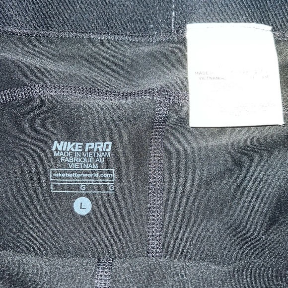 Nike Pro Capri Leggings Size L - Picture 2 of 6